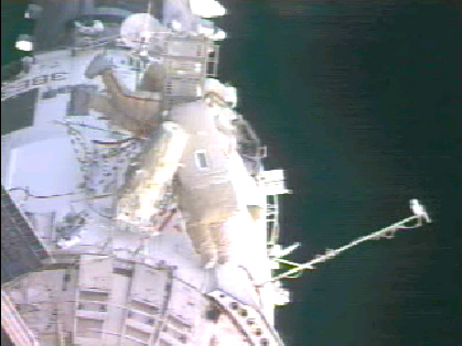 ISS Expedition 10 Crew Prepares for Second Spacewalk